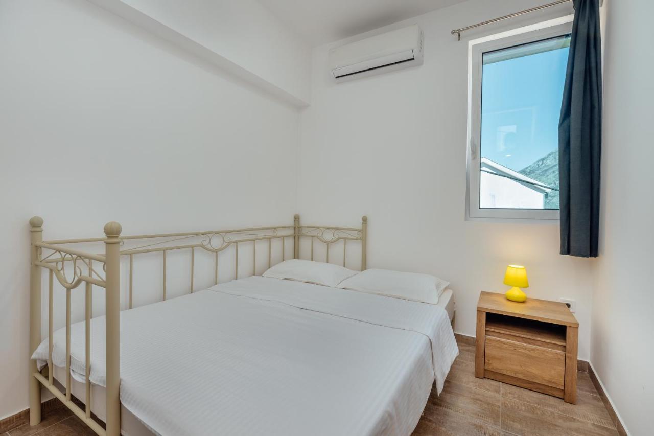 Villa Milami Kotor Exteriör bild