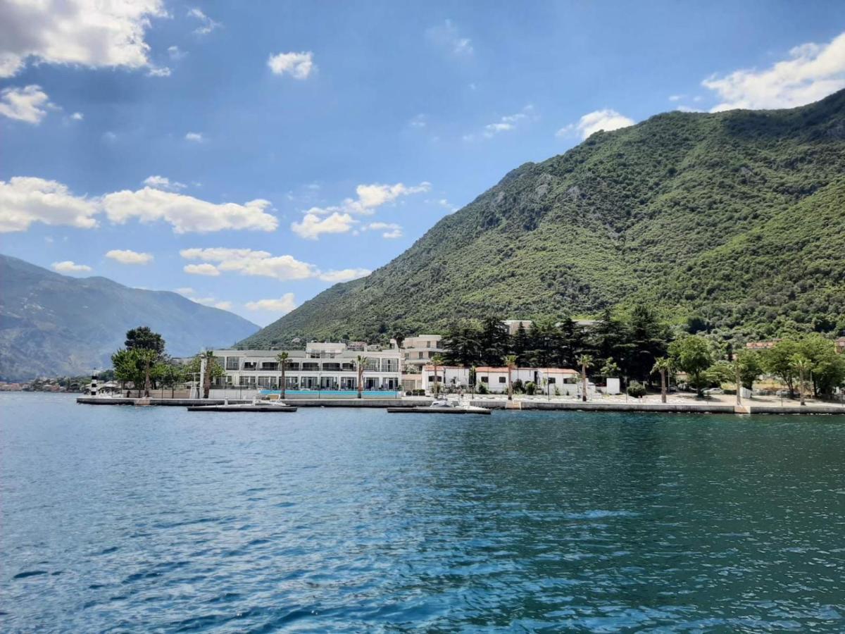 Villa Milami Kotor Exteriör bild
