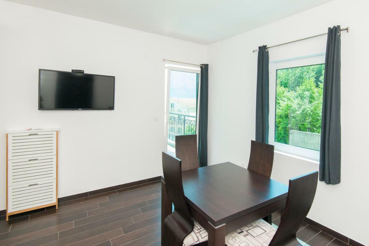 Villa Milami Kotor Exteriör bild
